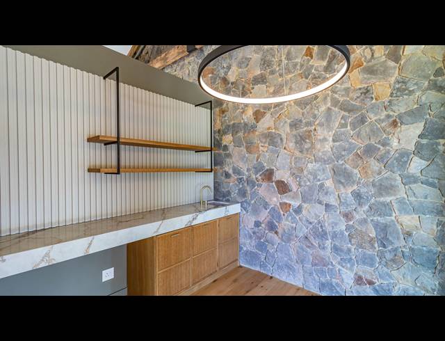 5 BEDROOM HOUSE FOR SALE IN KYALAMI
